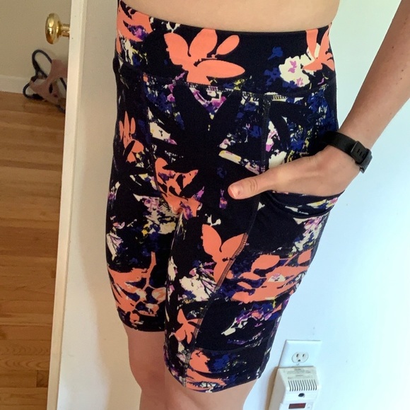 POP Fit Stella Floral Bike short - Picture 4 of 13